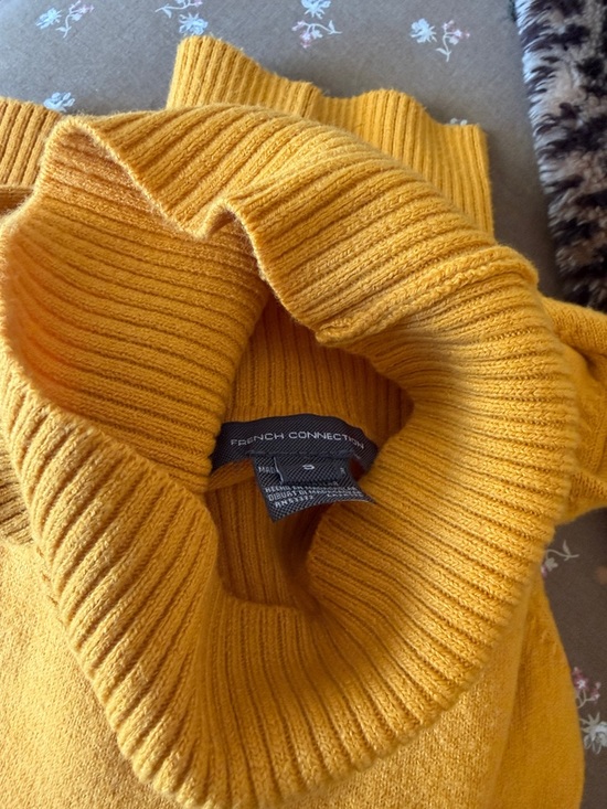 French Connection Turtleneck S - Picture 4 of 7